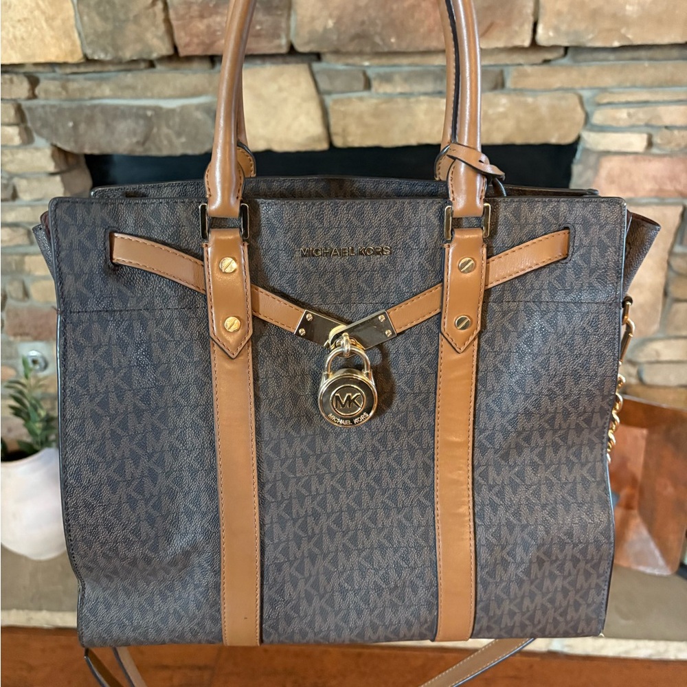 Michael Kors Brown and Gold Interior Tote